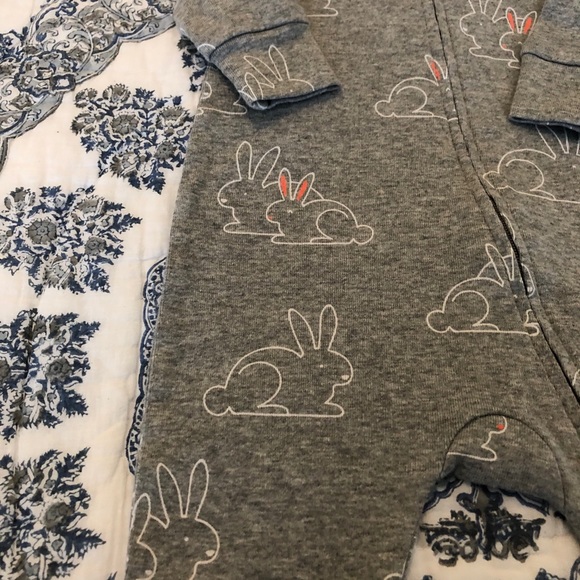 NWOT! Baby Gap Easter Bunny Footed Sleeper Carrot 0-3M - Picture 3 of 5